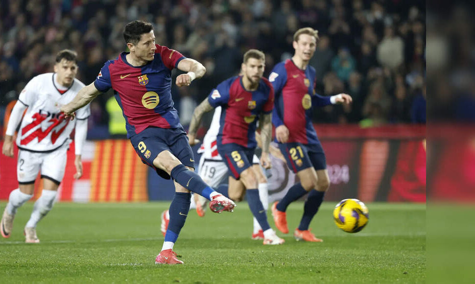 Barcelona leads La Liga after Rayo win